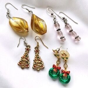 Earrings Lot 4 Pairs Mixed Styles Dangle Holiday Christmas Trees Wreath Drops